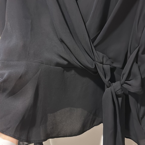 Black Longsleeve Blouse - Picture 4 of 8